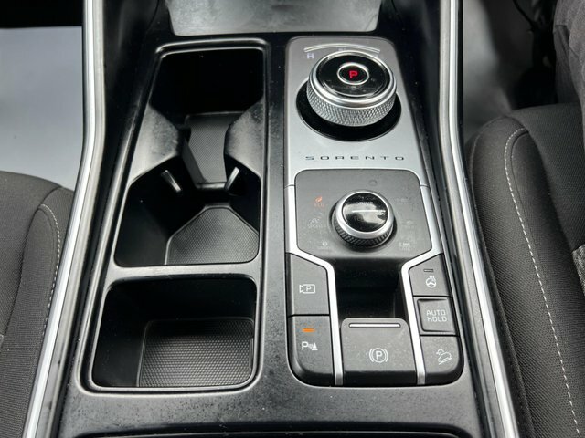 Kia Sorento Hybrid Black #62
