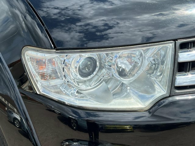 Mitsubishi L200 Black #48