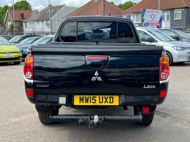 Mitsubishi L200 Black #19