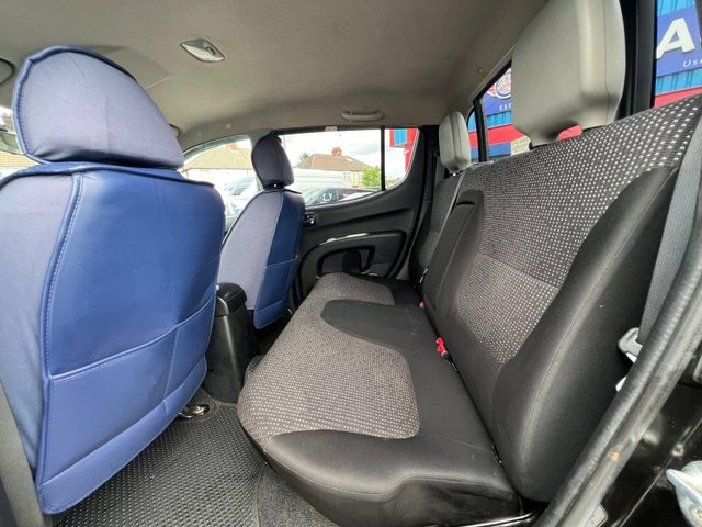 Mitsubishi L200 Black #38