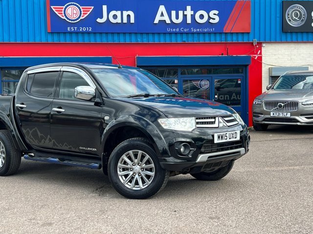 Mitsubishi L200 Black #11