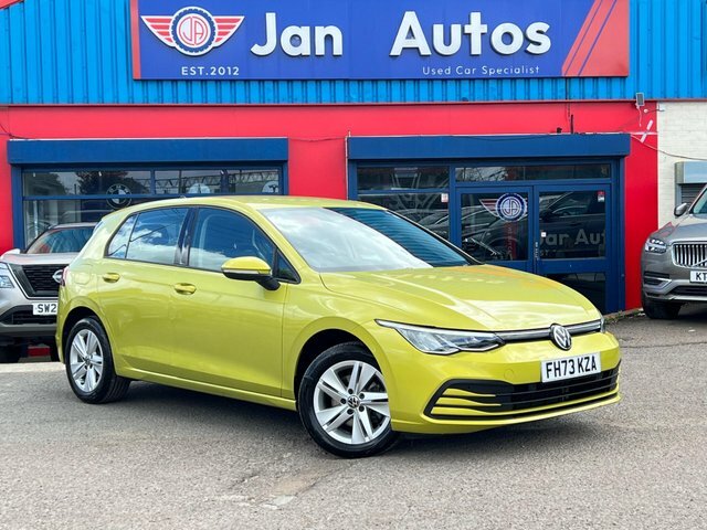 Volkswagen Golf 2024 1.0 Etsi Mhev Life Dsg Euro 6 Ss FH73KZA Yellow