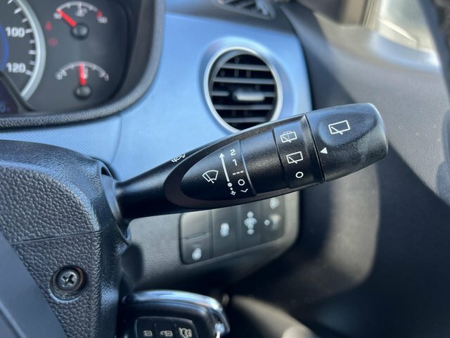 Hyundai I10 Se Silver #31