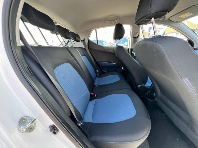 Hyundai I10 Se Silver #25