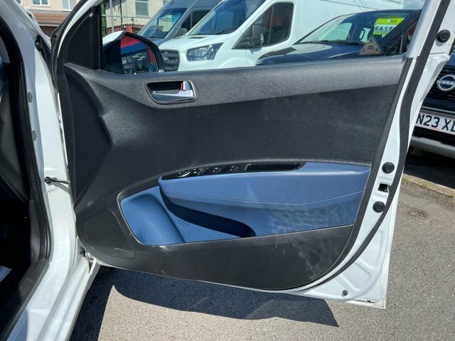 Hyundai I10 Se Silver #34