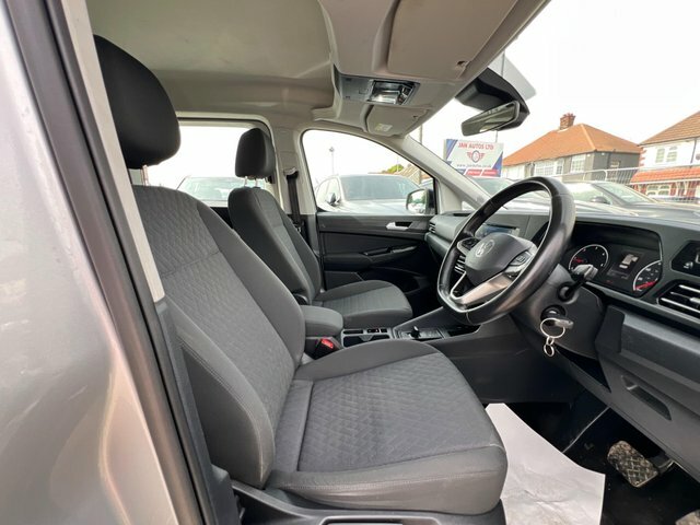 Volkswagen Caddy Maxi Life 2022 2.0 Tdi Life Dsg Euro 6 Ss Silver #4