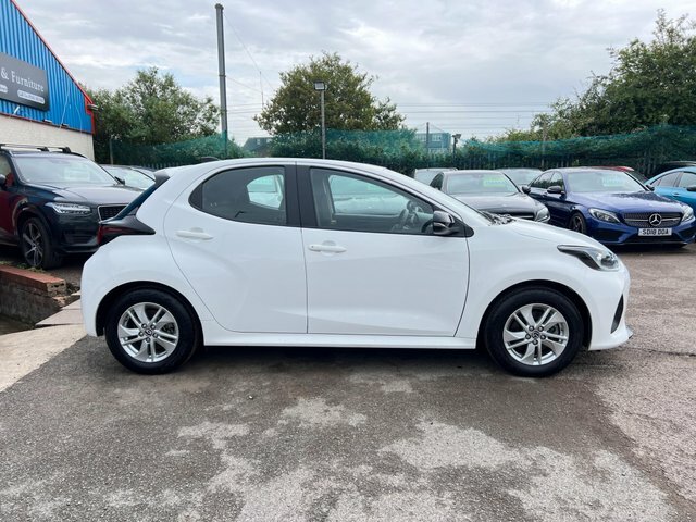 Mazda 2 2025 1.5H Centre-line Cvt Euro 6 Ss White #3