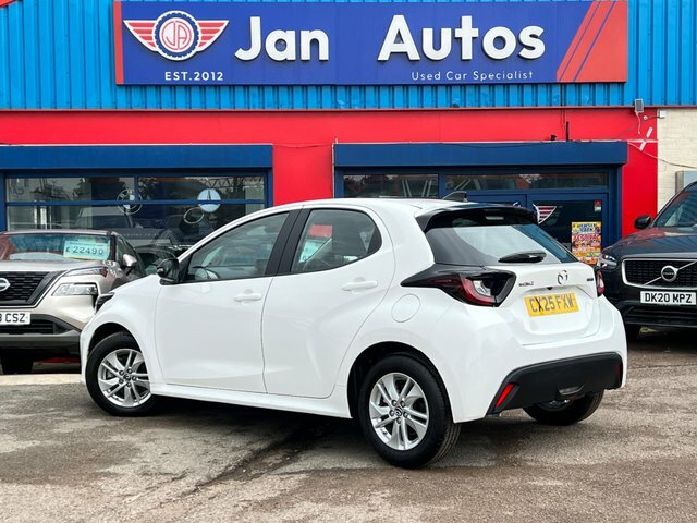Mazda 2 2025 1.5H Centre-line Cvt Euro 6 Ss White #2
