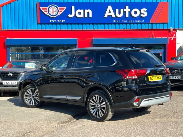 Mitsubishi Outlander 2020 2.0 Mivec Exceed Cvt 4Wd Euro 6 Ss Black #2