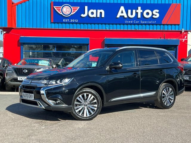 Mitsubishi Outlander 2.4 Phev Reflex Plus Commercial White #52