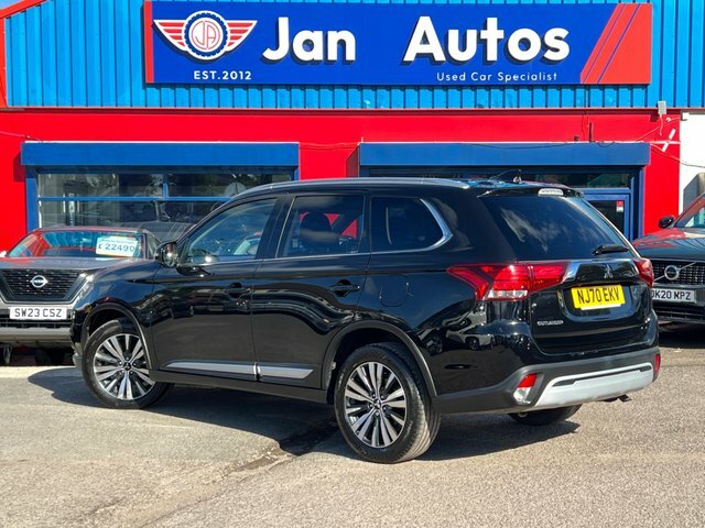 Mitsubishi Outlander 2.4 Phev Reflex Plus Commercial White #56