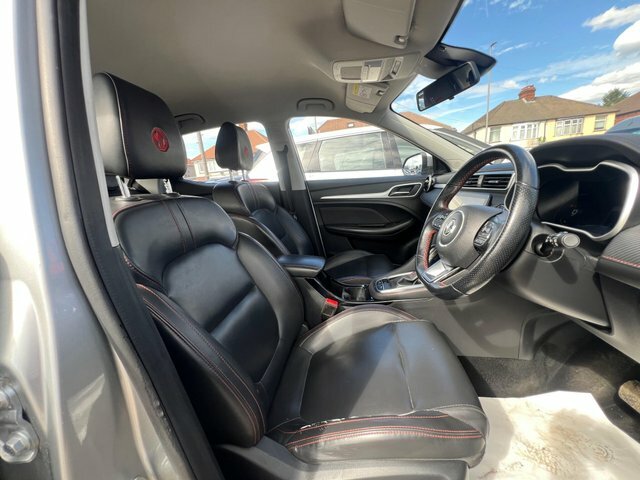 MG ZS 2022 1.0 T-gdi Exclusive Euro 6 Silver #4