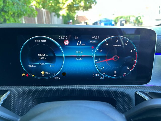 Mercedes-Benz CLA Class Cla 35 Premium Plus 4Matic Tip  #40