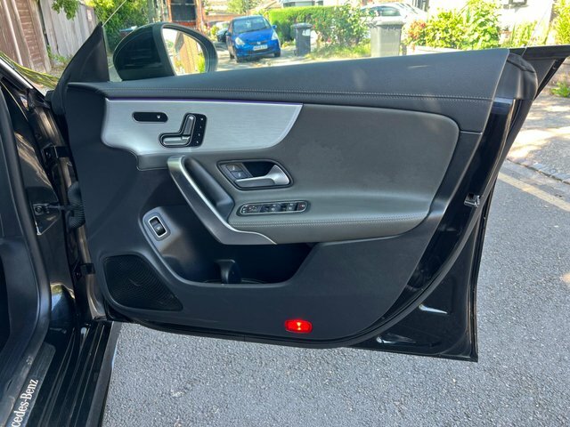Mercedes-Benz CLA Class Cla 35 Premium Plus 4Matic Tip  #30