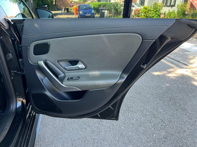 Mercedes-Benz CLA Class Cla 35 Premium Plus 4Matic Tip  #31