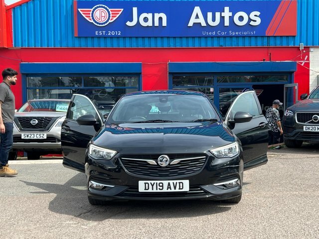 Vauxhall Insignia 1.5T Sri Vx-line Nav Hatchback Black #17
