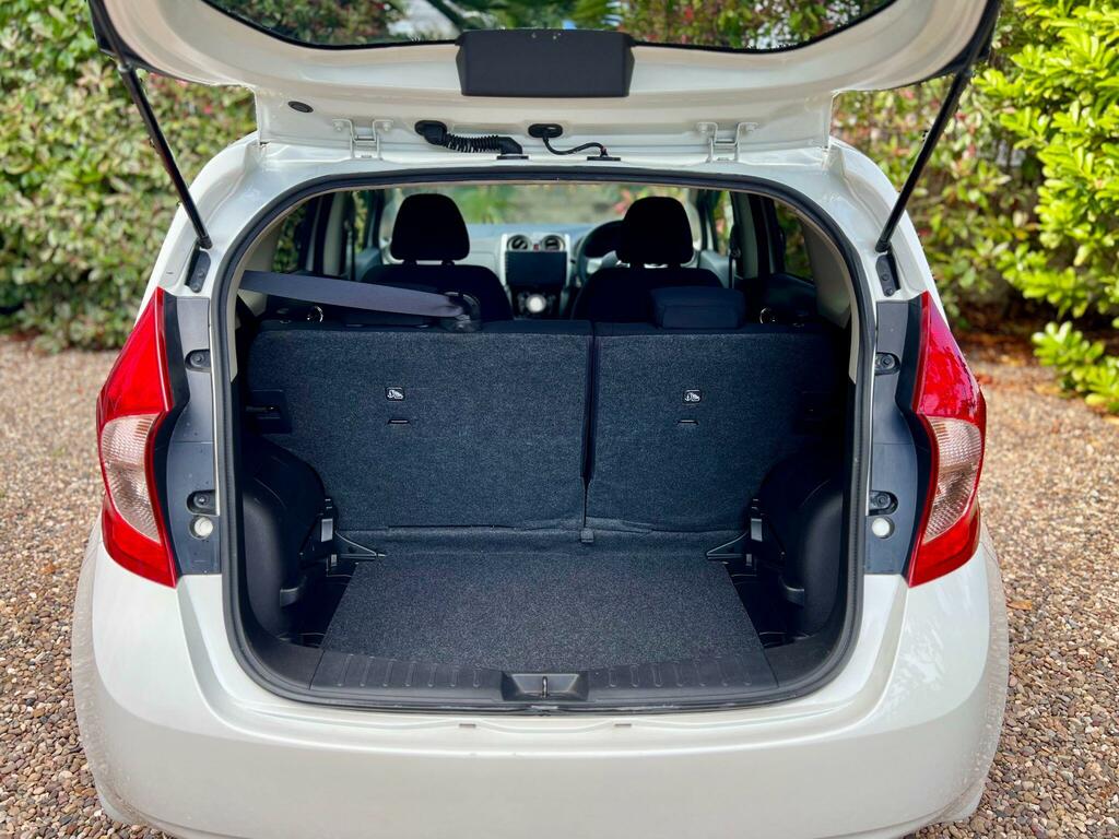 Nissan Note Tekna White #6