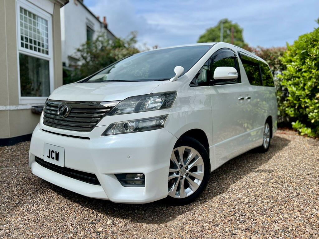 Toyota Vellfire Toyota Vellfire 2.4 White #4