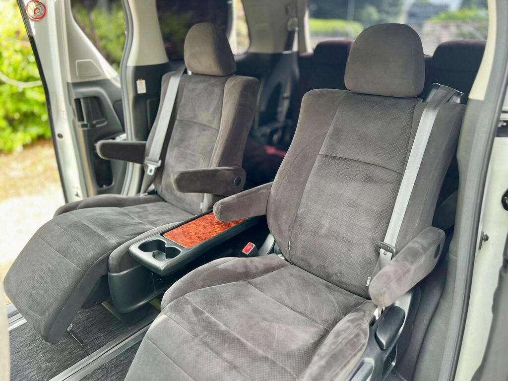 Toyota Vellfire Mpv White #22
