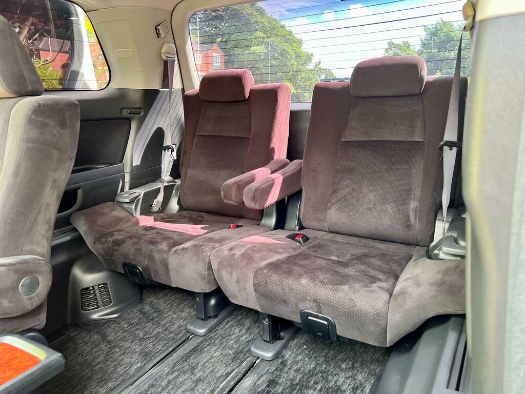 Toyota Vellfire Mpv White #24