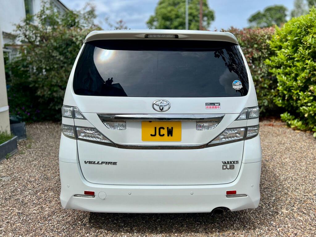 Toyota Vellfire Toyota Vellfire 2.4 White #6