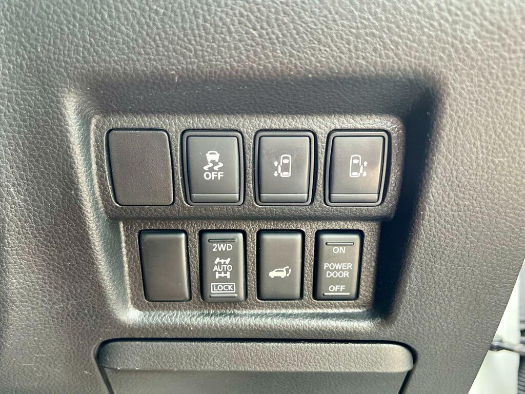 Nissan Elgrand Vip White #25