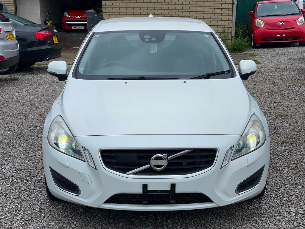 Volvo S60 1.6 T3 Se Powershift Euro 5 White #4