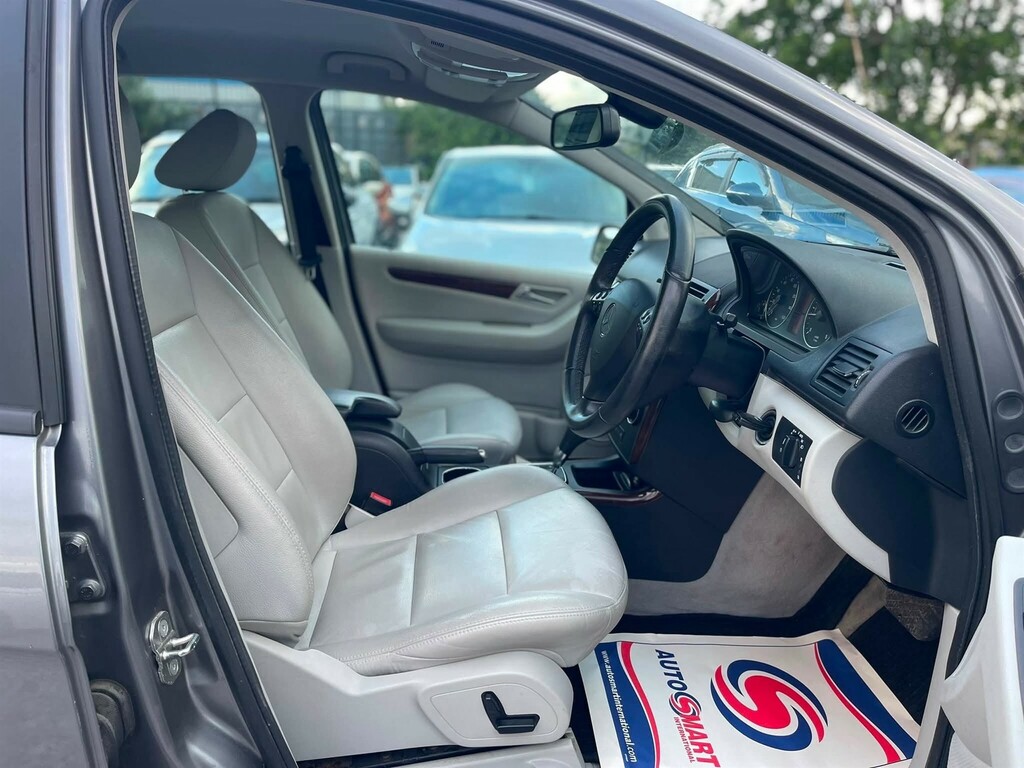 Mercedes-Benz A Class 1.5 A160 Classic Blue #10