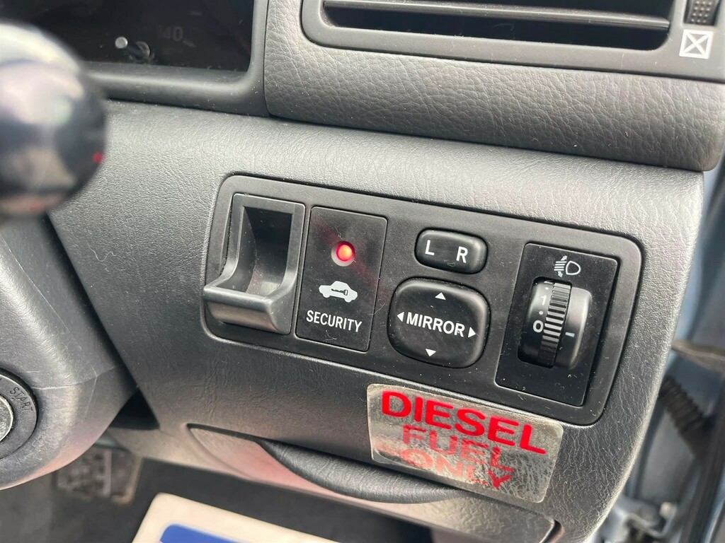 Toyota Corolla 1.6 Vvt-i T Spirit Hatchback Silver #18
