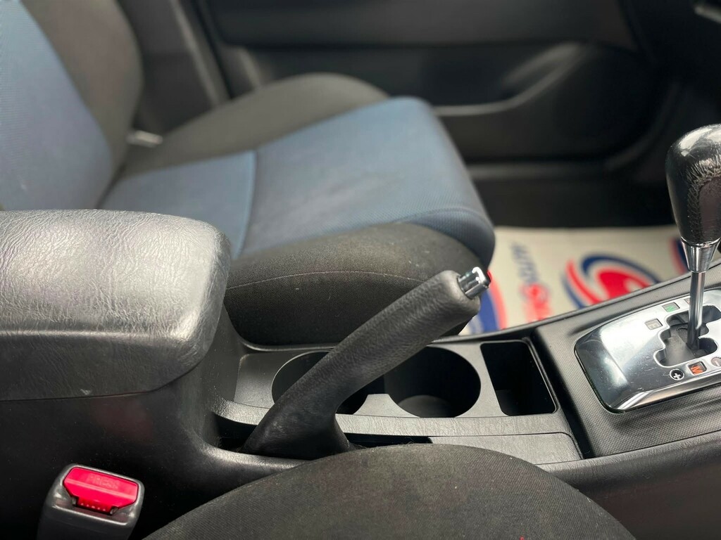 Toyota Corolla 1.6 Vvt-i T Spirit Hatchback Silver #13