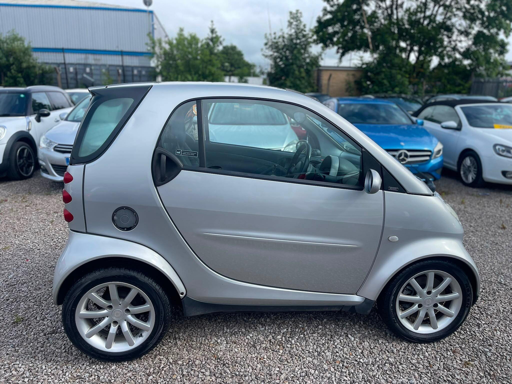 Smart Fortwo City Passion Black #9