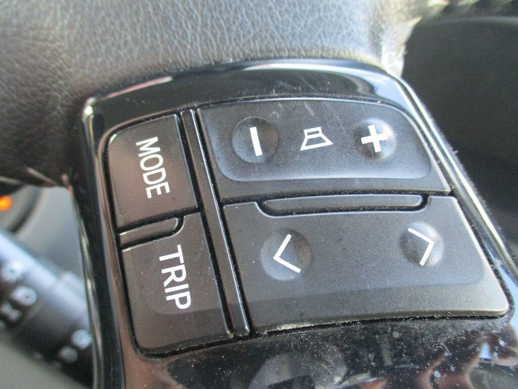 Toyota Yaris Icon Tech Grey #25