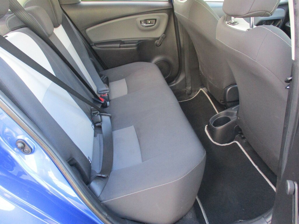 Toyota Yaris Icon Tech Grey #6