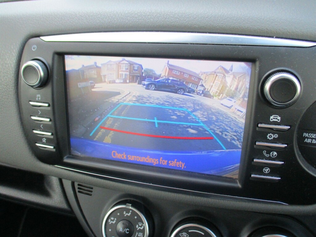 Toyota Yaris Icon Tech Grey #2