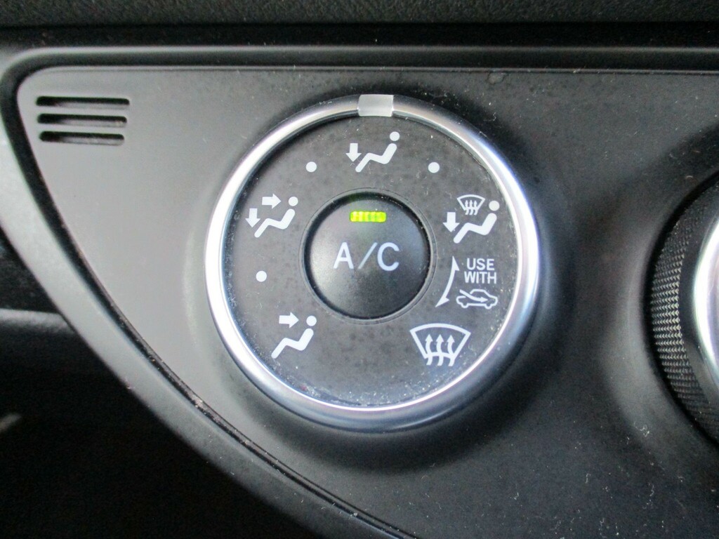 Toyota Yaris Icon Tech Grey #21