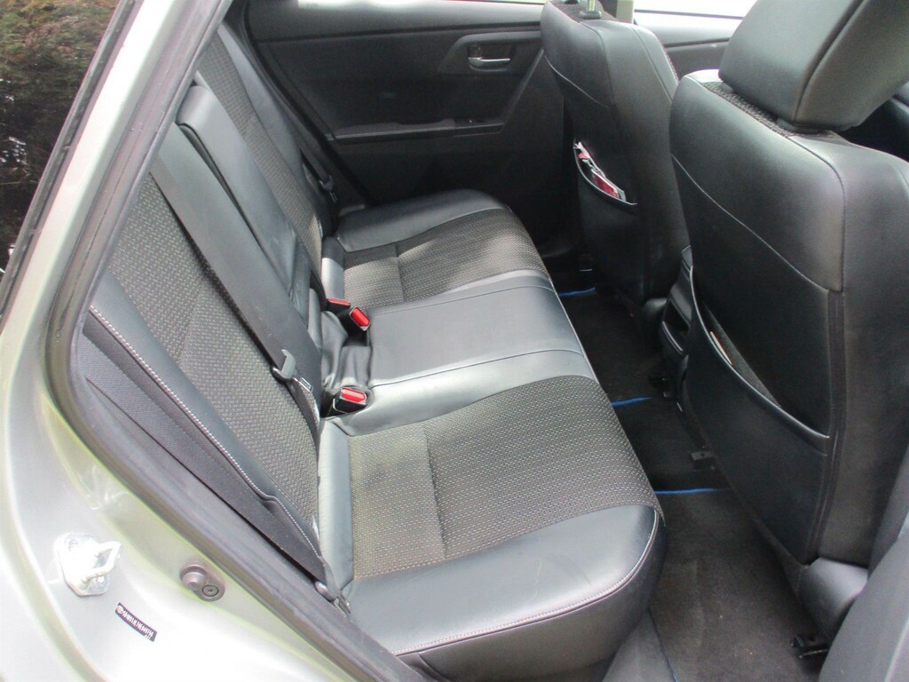 Toyota Auris Dual Vvt-i Icon Hatchback Black #8