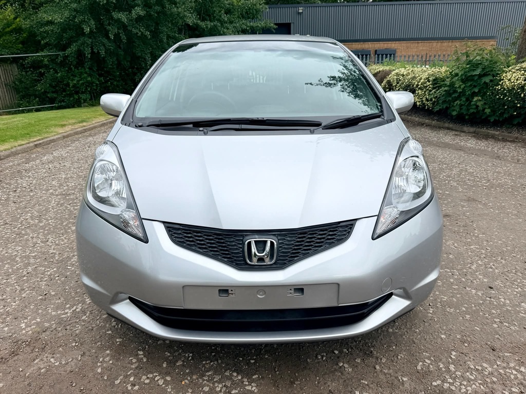 Honda Fit Jazz Fresh Import G Edition 1.3 Hatchback  Silver #2