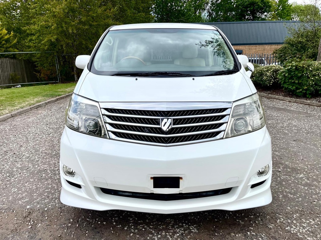 Toyota Alphard #2