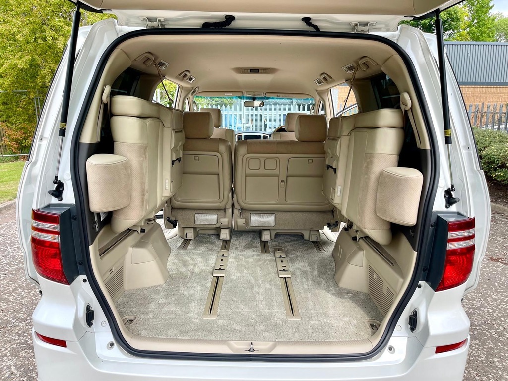 Toyota Alphard #16