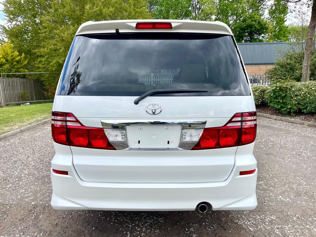 Toyota Alphard #5