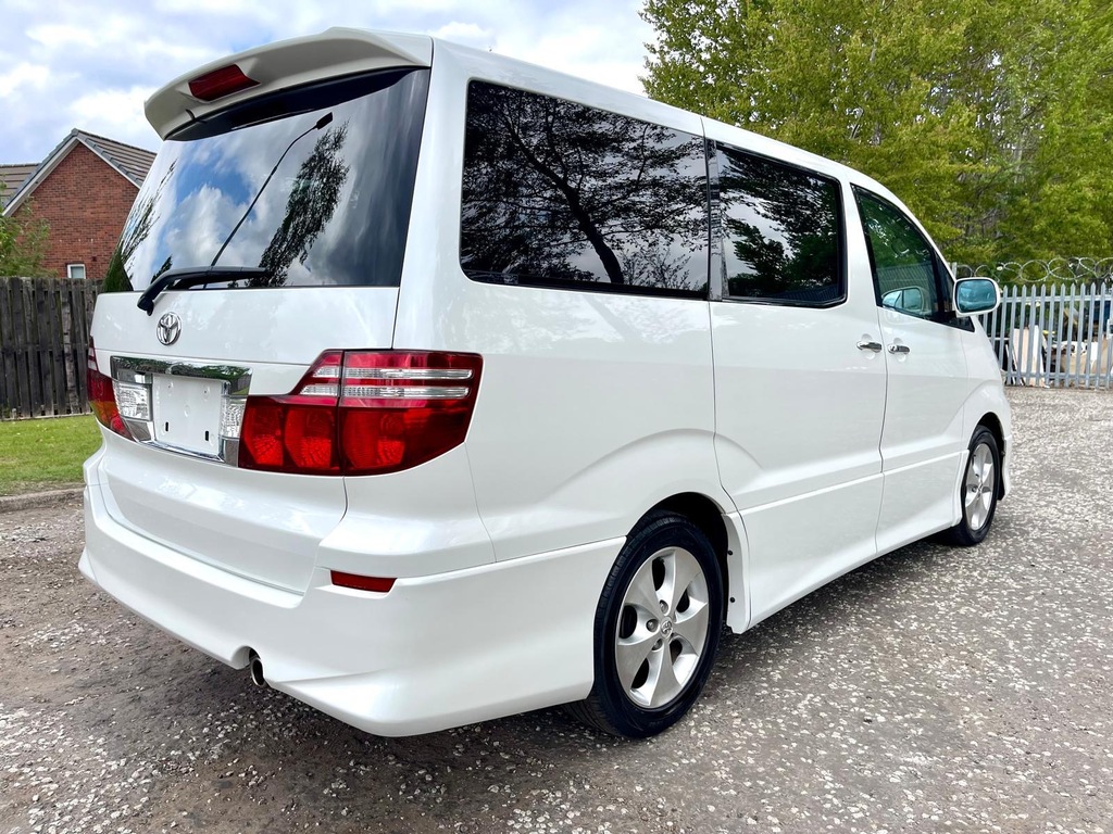 Toyota Alphard #6