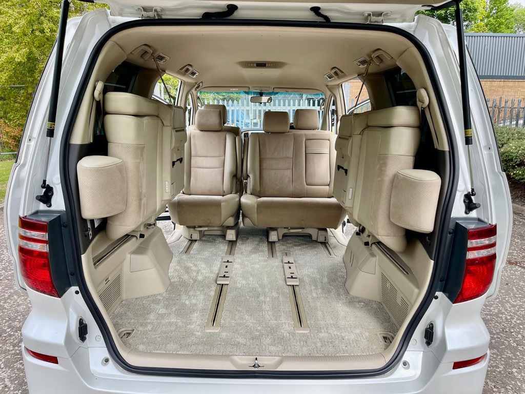 Toyota Alphard #17