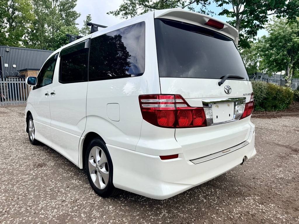 Toyota Alphard Fresh Import As Premium 2.4 8 Seats Mpv Petro White #6