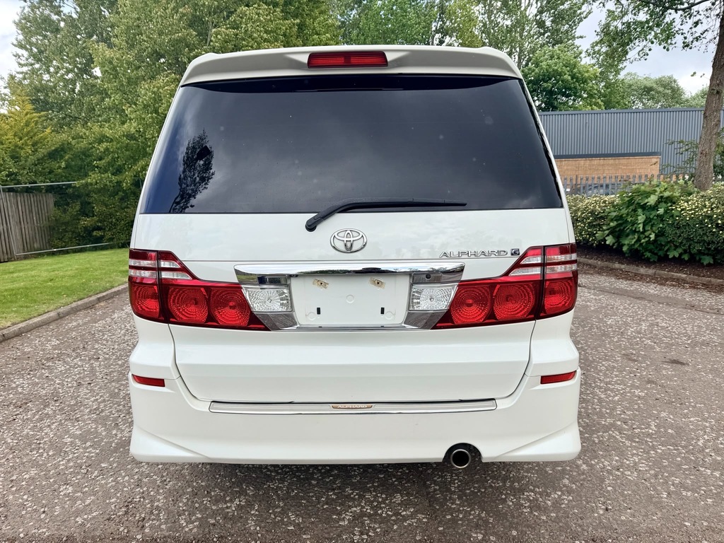 Toyota Alphard Fresh Import As Premium 2.4 8 Seats Mpv Petro White #5