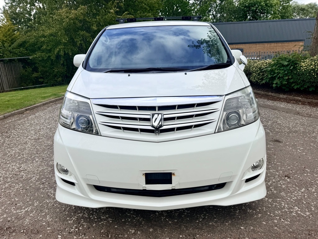 Toyota Alphard Fresh Import As Premium 2.4 8 Seats Mpv Petro White #2