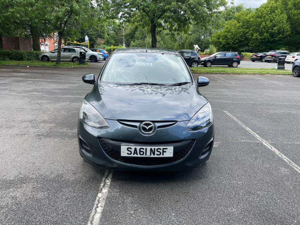 Mazda 2 Tamura Grey