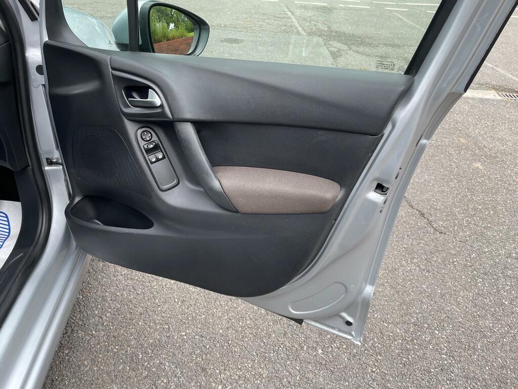 Citroen C3 Puretech Vt Hatchback Black #24