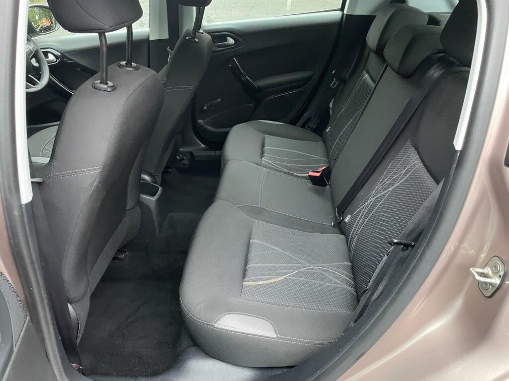 Peugeot 208 Active Grey #19