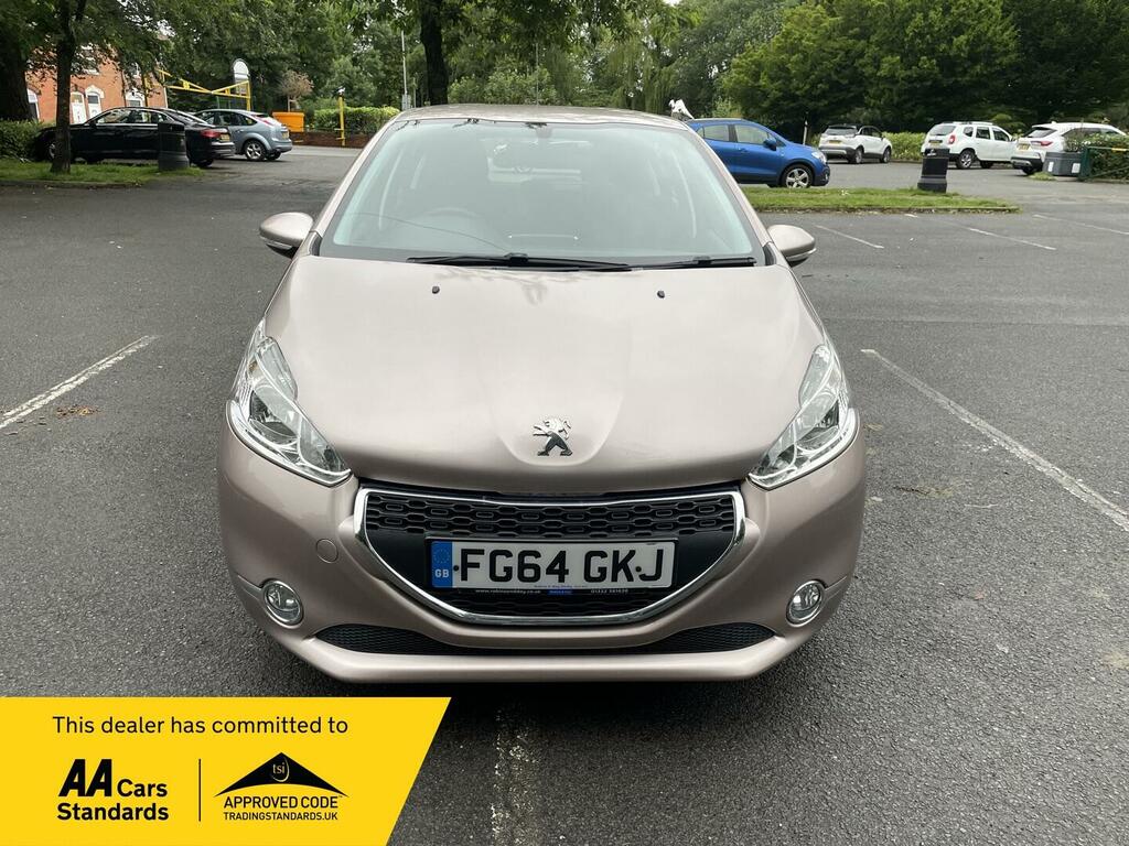 Peugeot 208 1.2 Vti Puretech Active Euro 5 FG64GKJ Pink #2