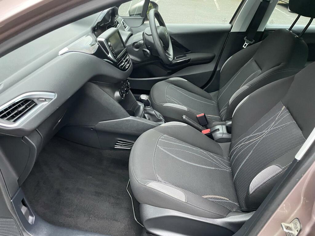 Peugeot 208 Active Grey #16